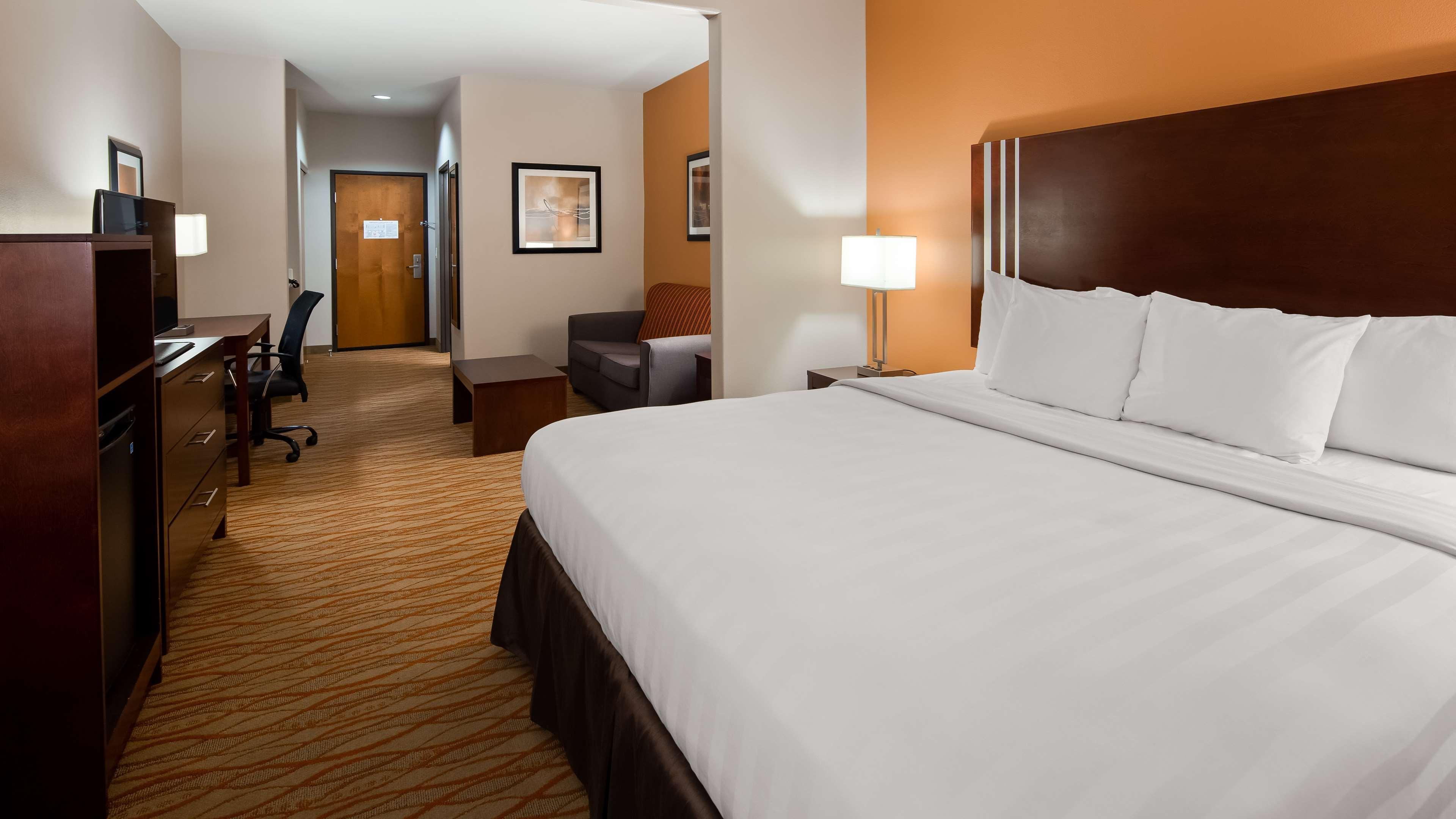Best Western Plus Spring Inn & Suites Exterior foto