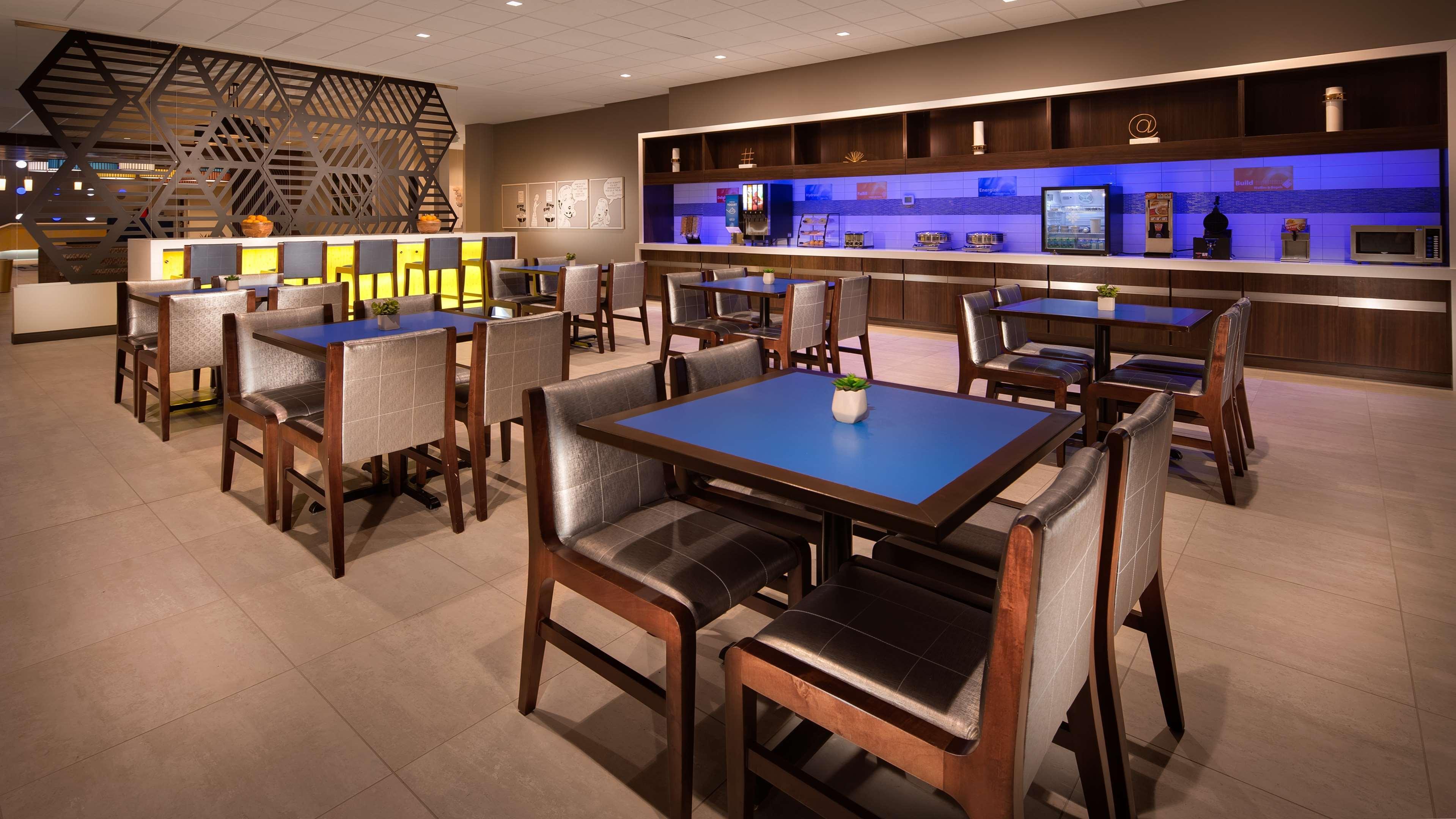 Best Western Plus Spring Inn & Suites Exterior foto