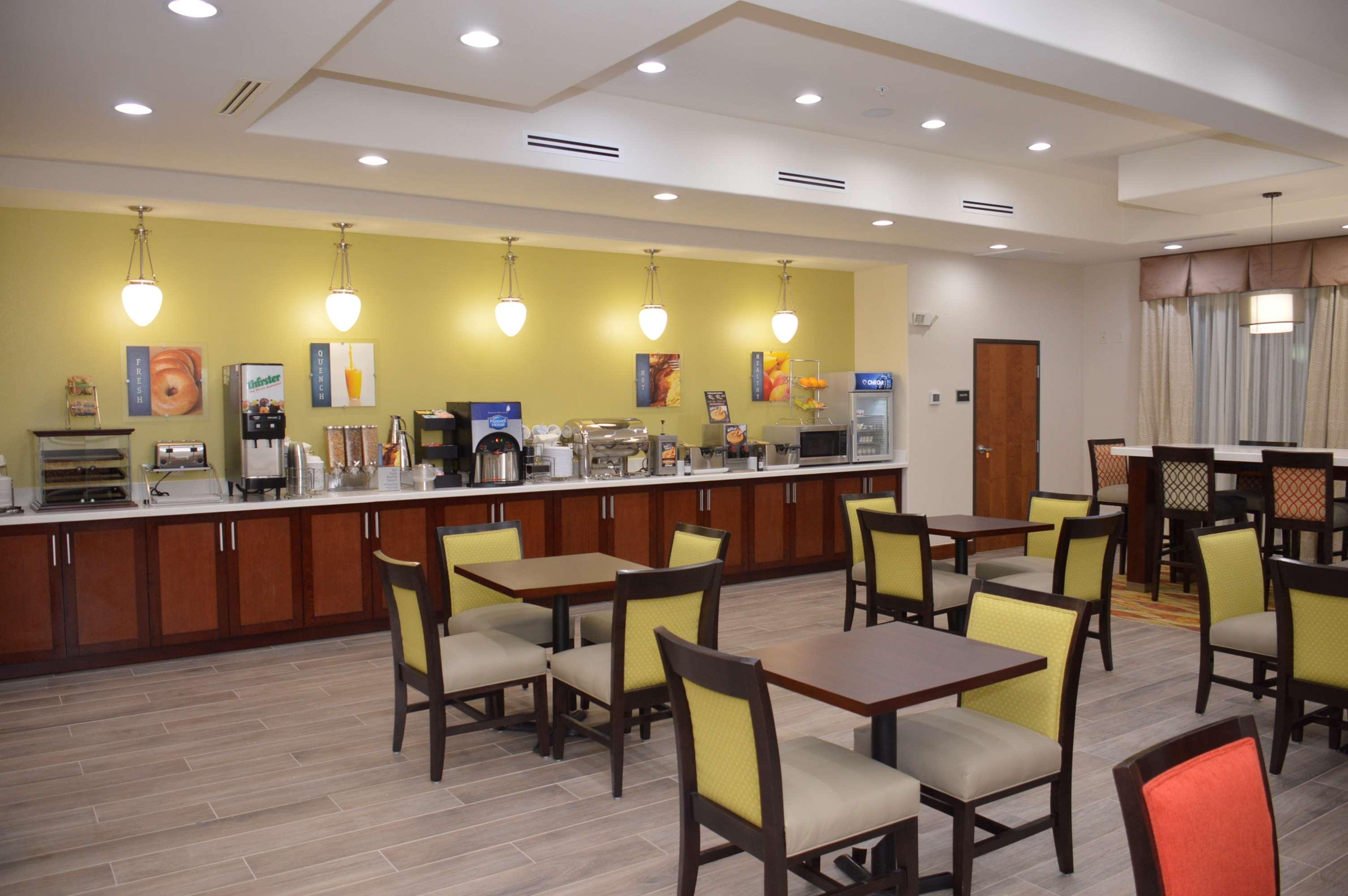 Best Western Plus Spring Inn & Suites Exterior foto
