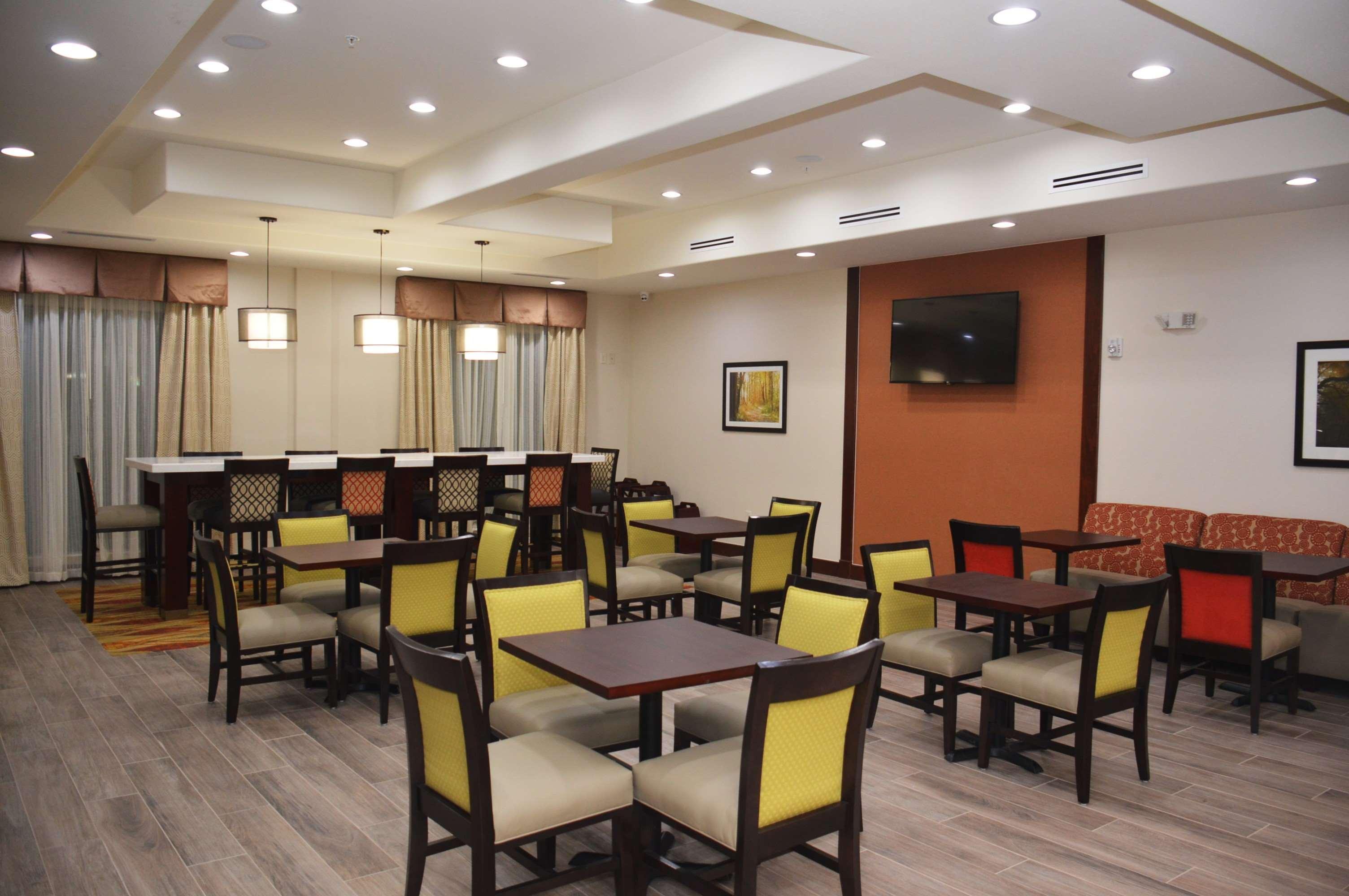 Best Western Plus Spring Inn & Suites Exterior foto