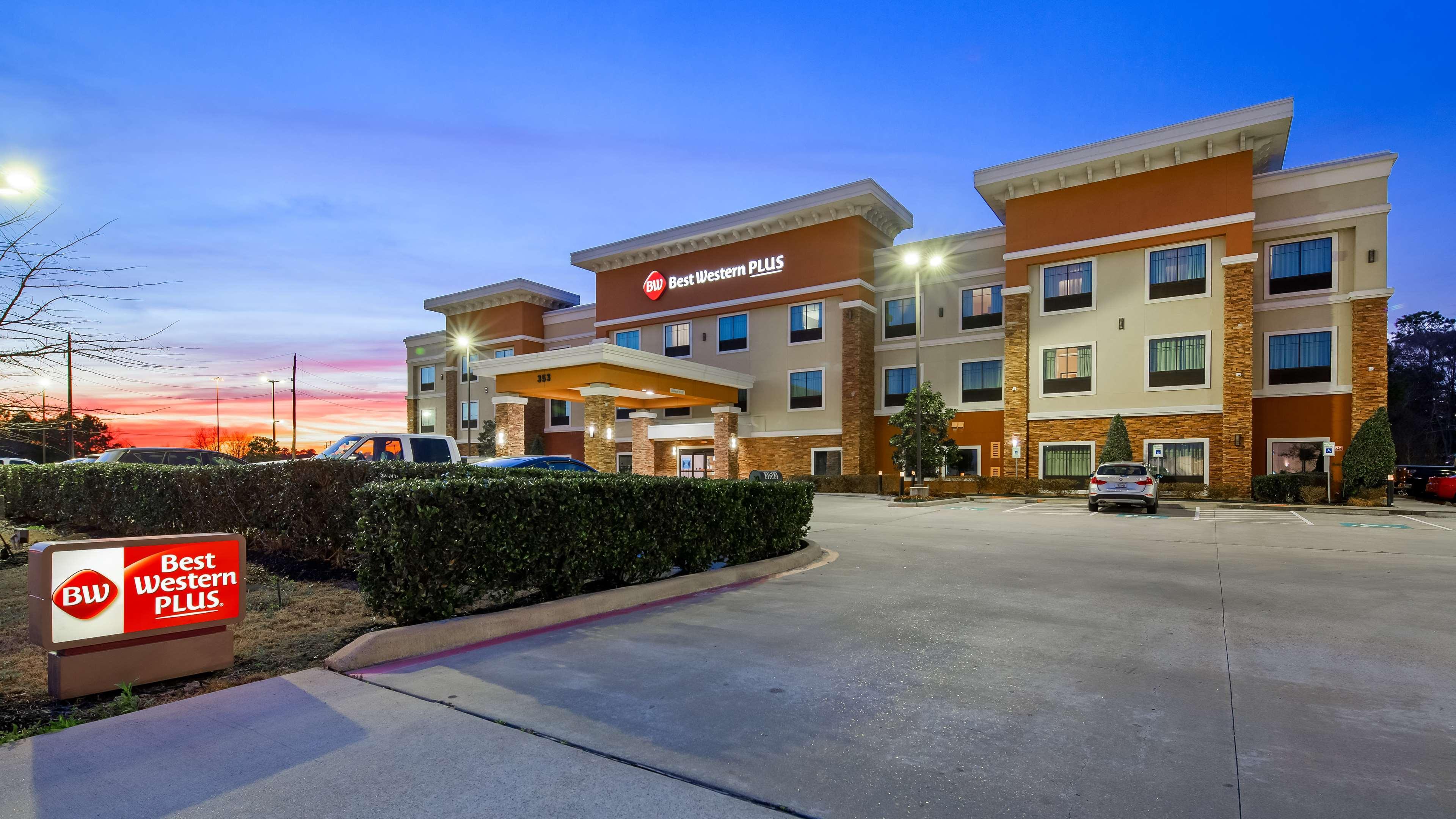 Best Western Plus Spring Inn & Suites Exterior foto