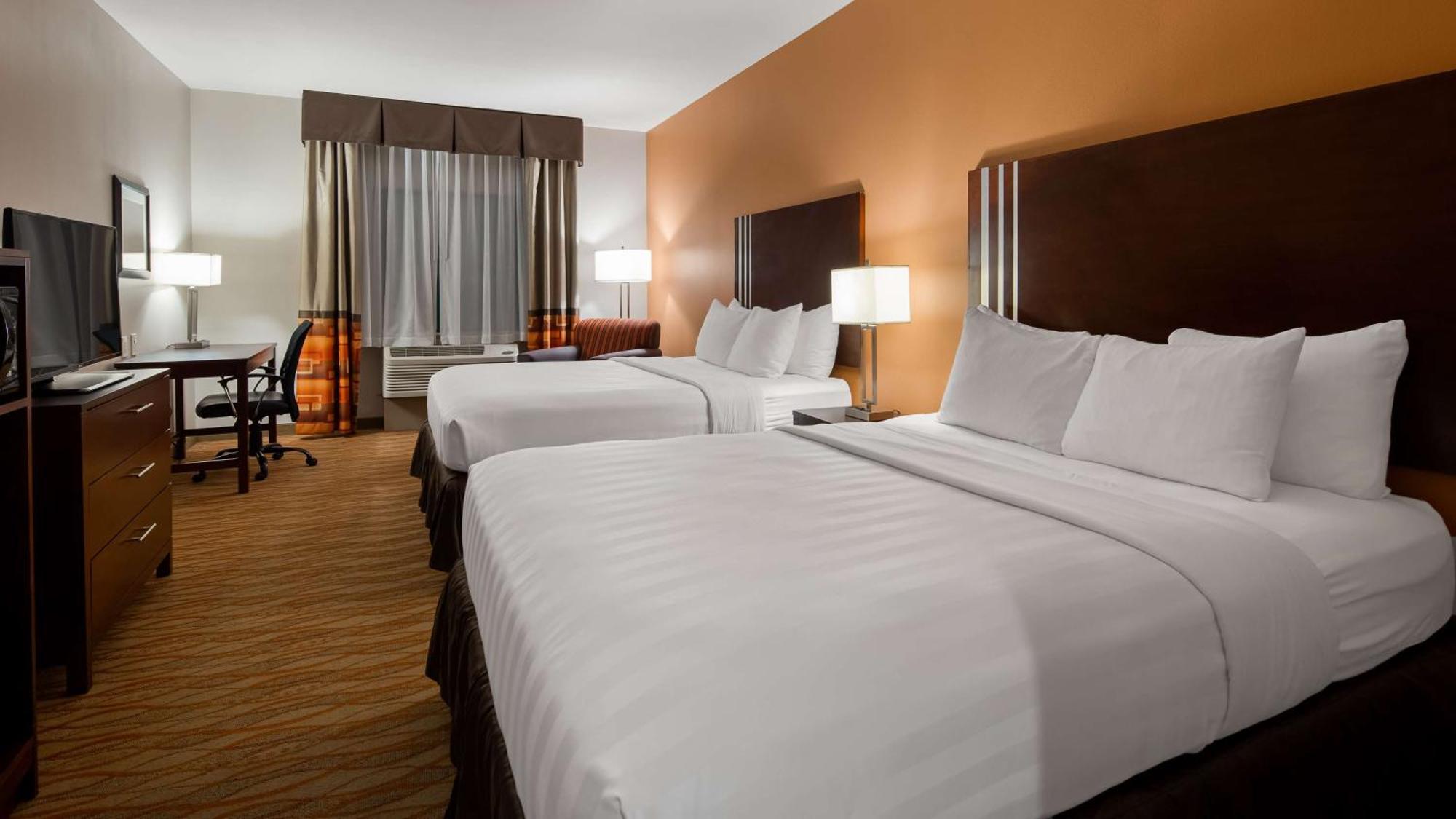 Best Western Plus Spring Inn & Suites Exterior foto